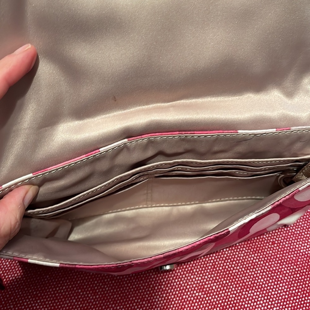 Vintage Coach wristlet/wallet - Picture 6 of 7